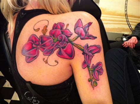 Orchid Tattoosteulugar