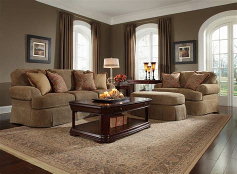 Cool Dark Brown Carpet What Color To Paint The Walls For Your Home