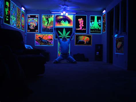 27 Top Pictures Blacklight Bedroom Decor Bedroom Lighting Ideas Black