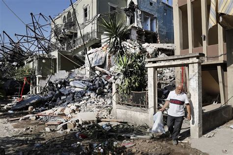 Stranded Lebanese Desperate To Rebuild After Blast