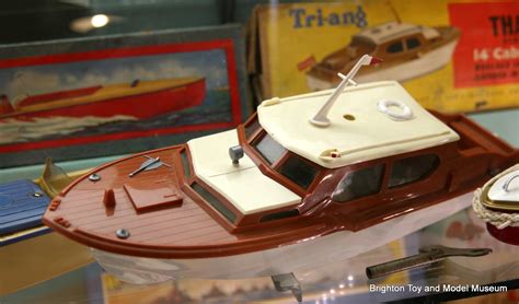 We did not find results for: Thames Clockwork 14" Cabin Cruiser (Tri-ang 413-S) - The ...