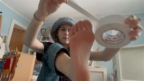 Caroline Grossman S Feet I Piedi Di Caroline Grossman Celebrities Feet