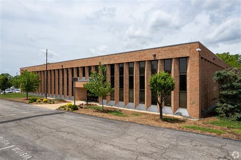 10825 Watson Rd Sunset Hills Mo 63127 Office For Lease Loopnet