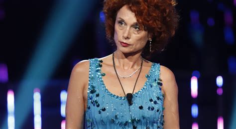 beatrice luzzi leaves grande fratello due to personal reasons