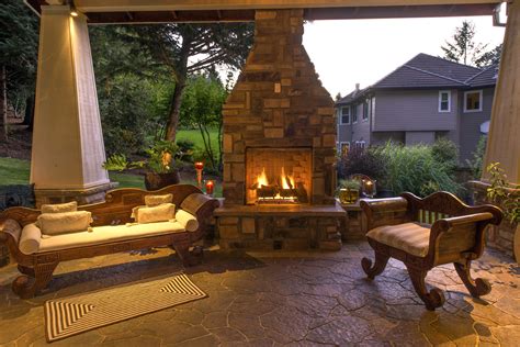 Outdoor Fireplace Hot Tub
