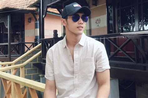 Tentang dendam aurora drama bersiri dendam aurora adaptasi daripada telenovela itali. Biodata Adam Lee Pelakon Drama Curi-Curi Cinta - OH HIBURAN