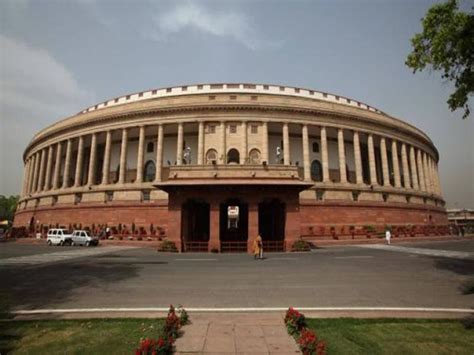 Parliament House of India | New Delhi | Architecture & Attractions Around it