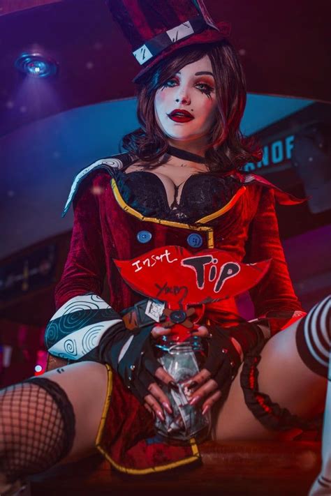 Self Borderlands Mad Moxxi Cosplay By Ri Care Cosplaygirls Moxxi