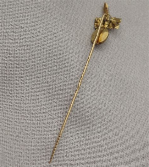 French 18k Gold Tiehatlapel Stick Pin Art Nouveau Grape Citrine From