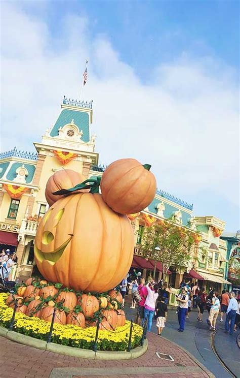 Why Disneyland Is The Best Way To Spend Halloween Disneyland