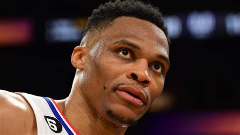 Clippers Russell Westbrook Suns Fan Have Intense Exchange At Halftime