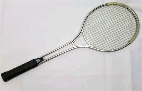 Vintage Chemold Rod Laver Tennis Racquet 4 58 M Grip Tournament