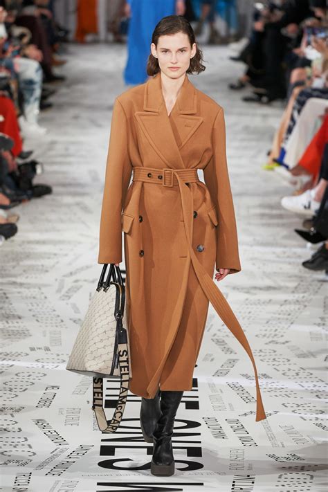 Stella Mccartney Fall 2019 Ready To Wear Fashion Show Fashion Coat