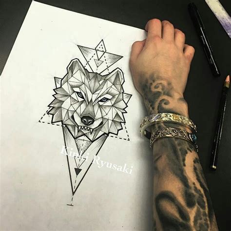 Pin By Kerols Hany On Tattoo Geometric Wolf Tattoo Geometric Tattoo