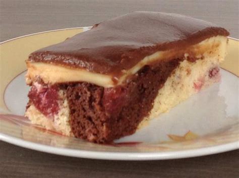 Mit diesem rezept gelingt der marmorierte boden und die perfekte schokoglasur garantiert! Kuchen Rezept Donauwelle Mit Pudding