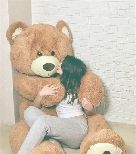 Teddy Bear Images Teddy Bear Pictures Bear Photos Huge Teddy Bears Giant Teddy Bear Girl
