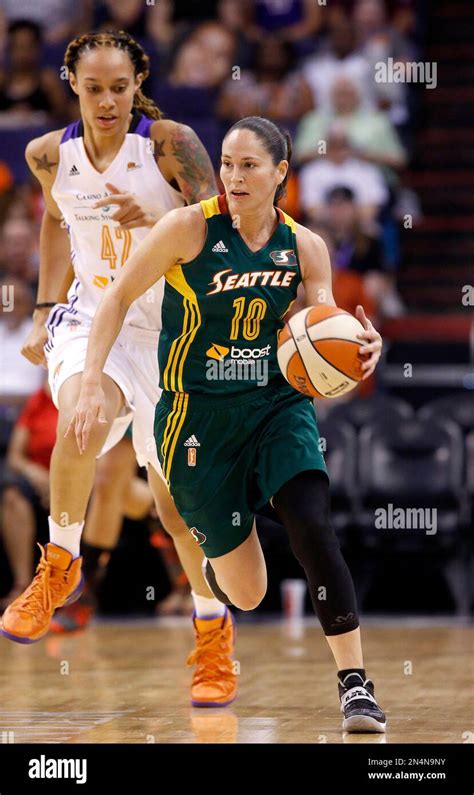Seattle Storms Sue Bird 10 Tries To Dribble Away From Phoenix