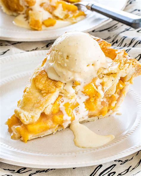 This Perfect Peach Pie Is A Classic American Dessert Loaded With Fresh