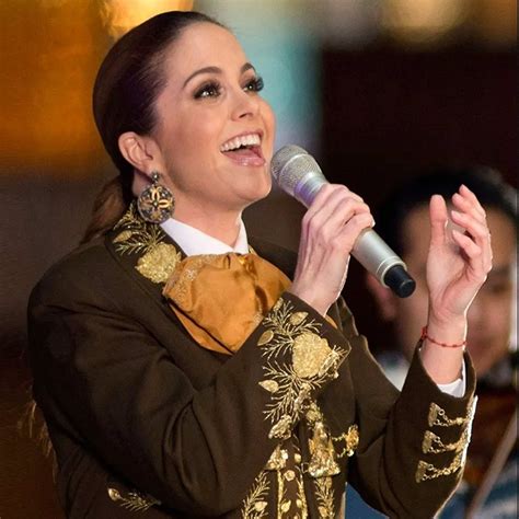 La cantante Lucero recuerda el penoso accidente que sufrió durante un ...