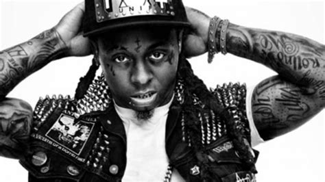 Rapper Lil Wayne Suffers In Flight Seizure And Is Avoiding Medical