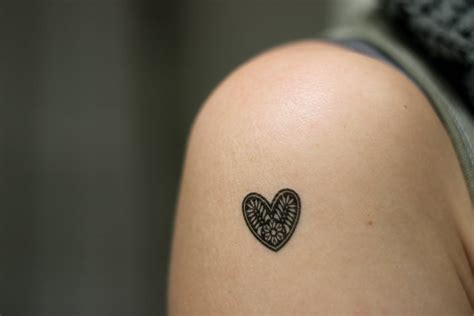Black Heart Idee Per Tatuaggi Significato Dei Tatuaggi Tatuaggi Neri
