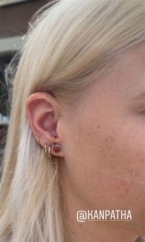 Pin By Madi Mazzola On May 22 Pretty Ear Piercings Earings Piercings