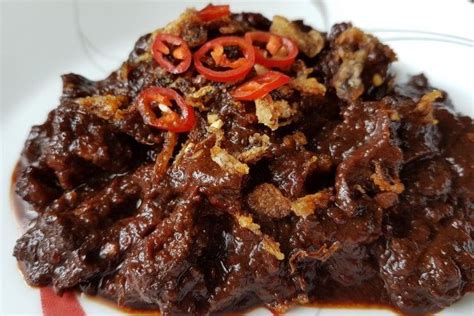Jika suka, masukkan sekali bawang besar hiris sebagai hiasan. Resepi Daging Masak Hitam Sempoi | Recipes, Food, Beef