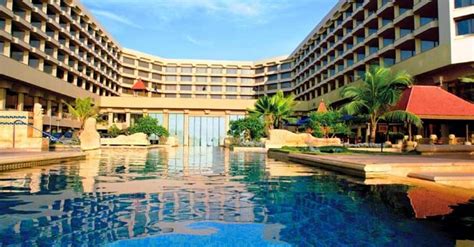 Take a look through our photo library, read reviews from real guests and book now with our price guarantee. JW Marriott Mumbai Juhu | Beach Hotel in Mumbai, India ...