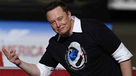 Elon musk's spacex stacked a starship prototype rocket on top of a super heavy rocket booster for the first time on friday morning. Tesla CEO Elon Musk Is Now the World's Fourth-Richest ...