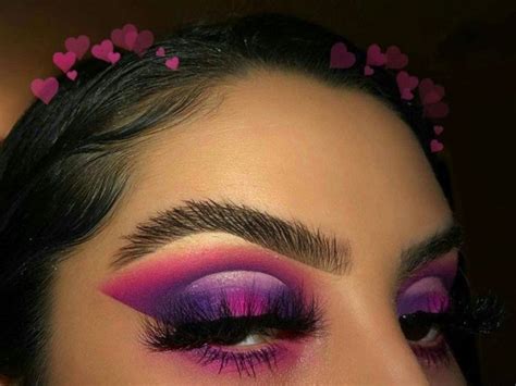 Iconic Makeup Looks To Copy For Valentines Day This Year Society19