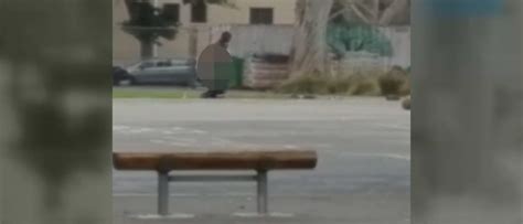 Los Angeles Teacher Stripped Naked On Elementary School Playground And Chased Nearby Students