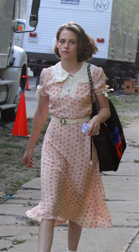 Kristen Stewart On The Set Of New Woody Allens Movie In New York 0908
