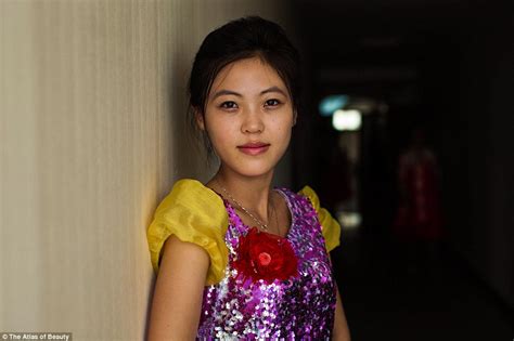 North Korea S Beautiful Women Who Live In A World Without Cosmetics Daily Mail Online