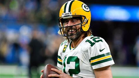 Report Aaron Rodgers Contract With Packers Official Highest Paid In