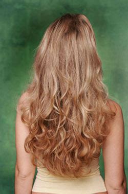 Beautiful, long, blonde hair is a labor of love. 4 Ways to Style Your Hair Curly