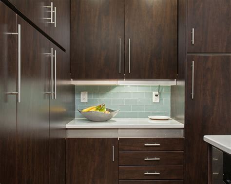 Welcome to the cabinet locks store, where you'll find great prices on a wide range of different cabinet locks for your home. 7 Maintenance-Free Laminate Kitchens that Look Just Like Wood