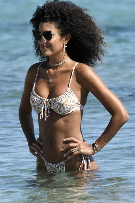Jessica Aidi Shows Off Her Sexy Slim Body On The Beach In Mykonos