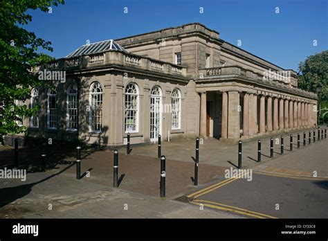 The Royal Pump Rooms In Leamington Spa Now Home To The Art Gallery
