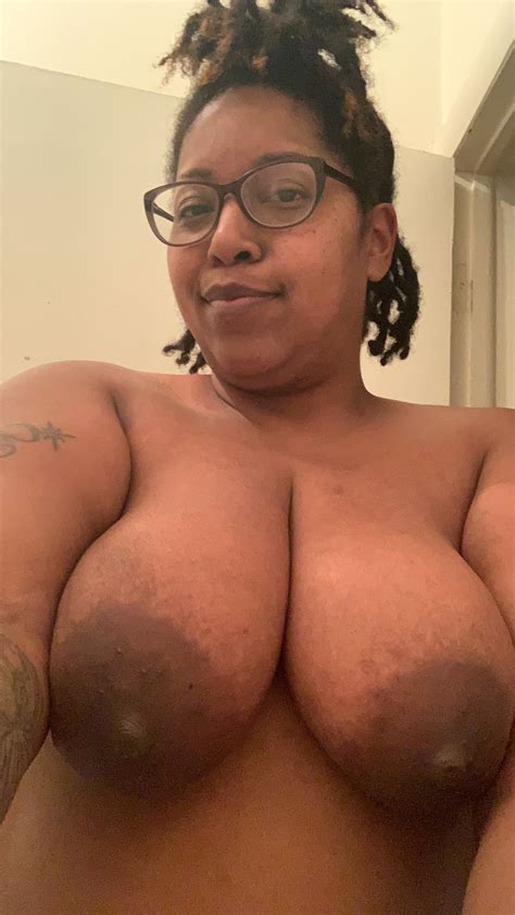TW Pornstars Nisha Swallowz XBiz Miami Lets Shoot Twitter FilterMeNot I Love A Clean