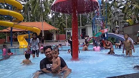 Bermain air sembari belajar di kolam renang. Kolam Renang Batang Sari Pamanukan - 24 Tempat Wisata ...