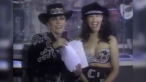 Verónica Castro Incomodó A Selena En Uno De Sus Programas Así Fue El Incómodo Momento Video