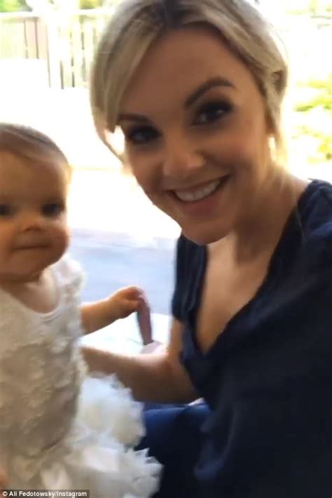 Ali Fedotowsky Celebrates Daughter Mollys First Birthday Daily Mail