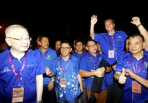 Barisan nasional's datuk seri dr wee jeck seng won by a whopping majority of 15,086 votes. Barisan pulls off a decisive win | The Star Online