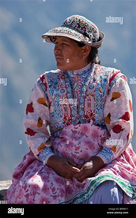 Peru A Cabana Women In Traditional Dress Near The Colca Canyon Stock