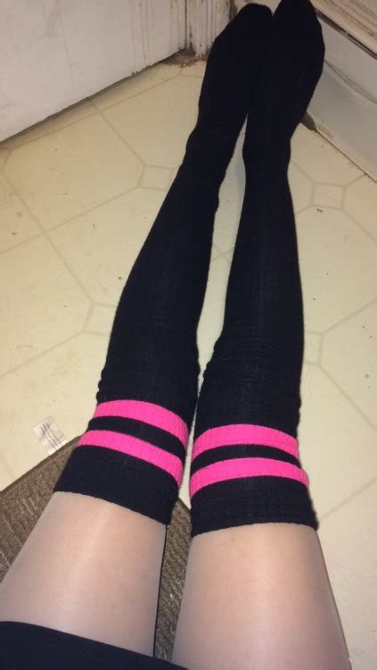 Pale Legs On Tumblr