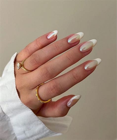 Lulus Chrome Nails Pearl Nails French Tip Hailey Bieber Nails Nail