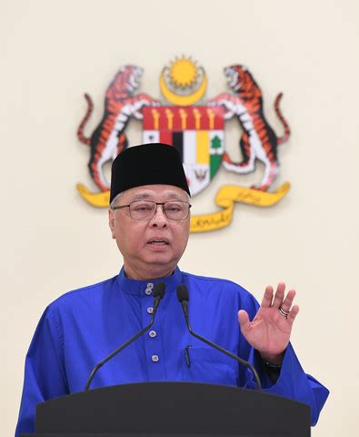 Namun, jika ingin memiliki visa sosial yang disponsori. PKPB: Warga asing pemegang visa, pas lawatan sosial tamat ...