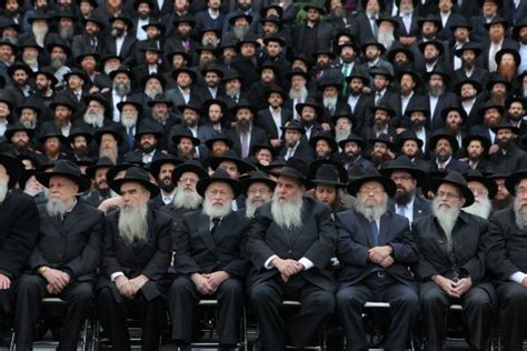 Photo Slideshow Thousands Of Chabad Rabbis Gather In Nyc