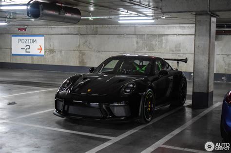 Black 2019 Porsche 911 Gt3 Rs With Lizard Green Details Shines In