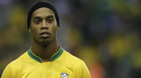 Ronaldinho señaló a Roberto Carlos por la eliminación del Mundial 2006 (VIDEO